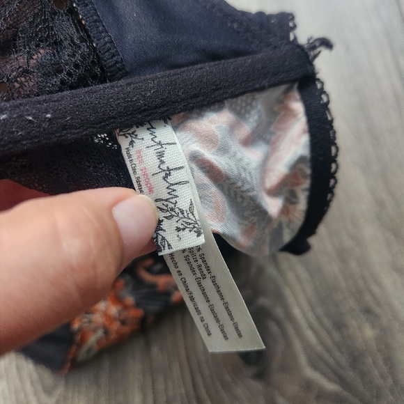 Free People Printed Lace Bralette Small - Picture 5 of 6